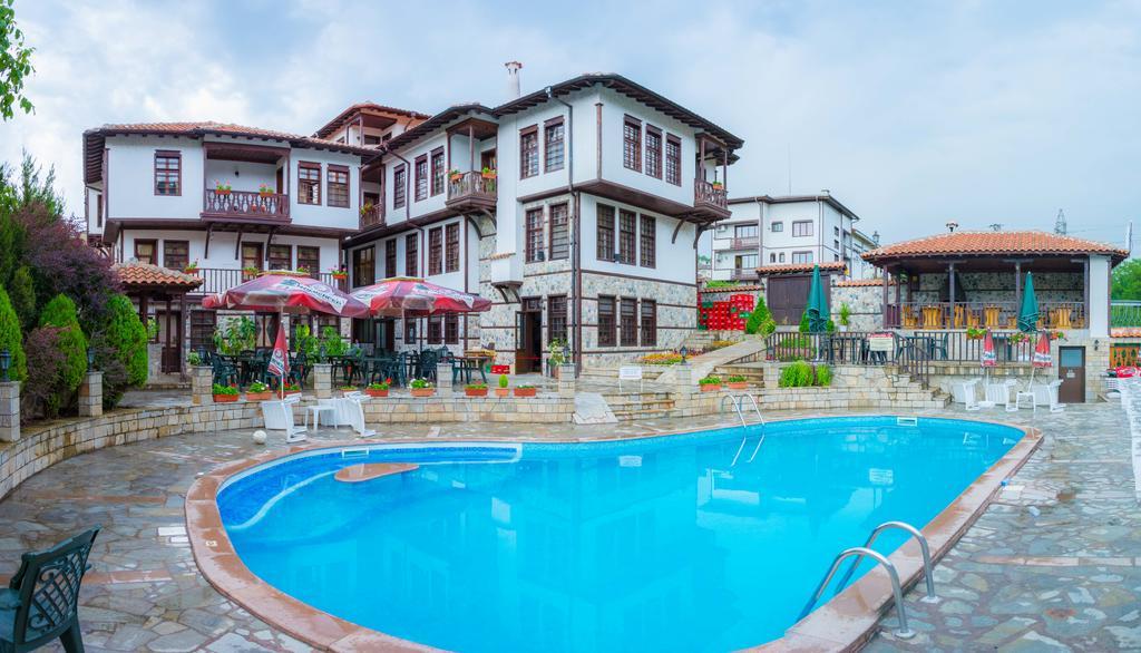Hôtel Alexandrov's Houses à Zlatograd Extérieur photo