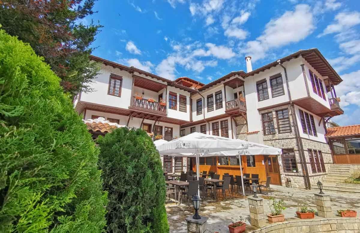 Hôtel Alexandrov's Houses à Zlatograd Extérieur photo